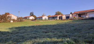 Terrain seul à Aurillac en Cantal (15) de 727 m² à vendre au prix de 32650€ - 1