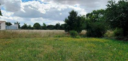 Terrain seul à Vérines en Charente-Maritime (17) de 380 m² à vendre au prix de 90000€