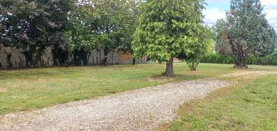 Terrain seul à Saint-Seurin-sur-l'Isle en Gironde (33) de 873 m² à vendre au prix de 45000€ - 1