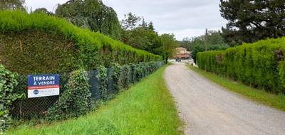 Terrain seul à Saint-Junien en Haute-Vienne (87) de 33000 m² à vendre au prix de 130000€ - 1