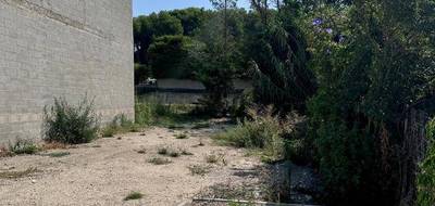 Terrain seul à Velaux en Bouches-du-Rhône (13) de 238 m² à vendre au prix de 176000€ - 3