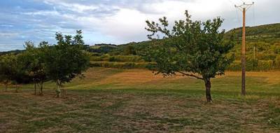 Terrain seul à Saint-Amour en Jura (39) de 700 m² à vendre au prix de 32000€ - 2