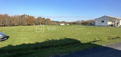 Terrain seul à Clérac en Charente-Maritime (17) de 3800 m² à vendre au prix de 65000€ - 2