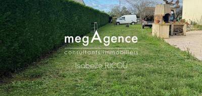 Terrain seul à Saint-Just-Luzac en Charente-Maritime (17) de 700 m² à vendre au prix de 79990€ - 1