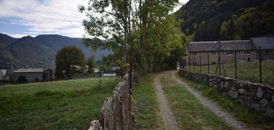 Terrain seul à Arreau en Hautes-Pyrénées (65) de 600 m² à vendre au prix de 66000€ - 1