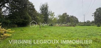 Terrain seul à Saint-Pierre-la-Cour en Mayenne (53) de 979 m² à vendre au prix de 52900€ - 1