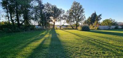 Terrain seul à Sénas en Bouches-du-Rhône (13) de 751 m² à vendre au prix de 196500€ - 1