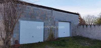 Terrain seul à Marthon en Charente (16) de 911 m² à vendre au prix de 55000€ - 1