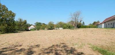 Terrain seul à Saint-Germain-du-Bois en Saône-et-Loire (71) de 2300 m² à vendre au prix de 38000€ - 1