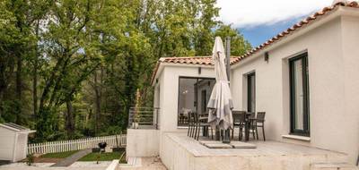 Programme terrain + maison à Saint-Martin-de-Crau en Bouches-du-Rhône (13) de 842 m² à vendre au prix de 432000€ - 2