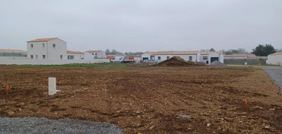 Terrain seul à Bourgneuf en Charente-Maritime (17) de 420 m² à vendre au prix de 135100€