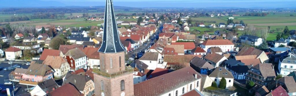 vue sur la commune de Dannemarie, dans le Haut-Rhin (68)